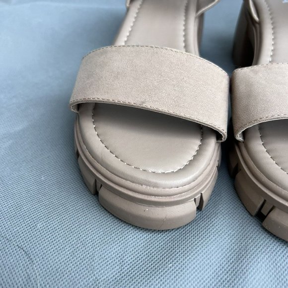 Mia Platform Chunky Lug Sole Ankle Strap Sandals Stone Gray Size 8 Shoes - Picture 4 of 8